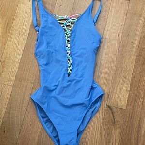 Lilly Pulitzer Isle Lattice blue one piece swimsuit EUC XS SMALL